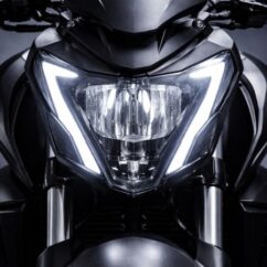 Bajaj Dominar 250 Ön Far